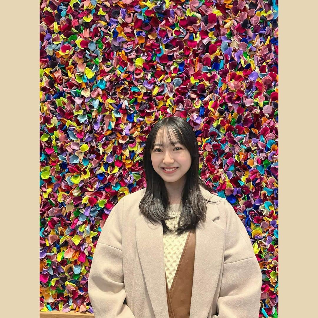 国本姫万里さんのインスタグラム写真 - (国本姫万里Instagram)「新しく出来た麻布台ヒルズに行ったよ〜〜ෆ‪  写真いっぱい撮ったからまたあげるね！  #国本姫万里 #ひまり #スターダストプロモーション  #スターダストプロモーション制作3部  #ニコラ #モデル #ニコラモデル #ニコモ #nicola #ニコラ1.2月合併号 #カンコー委員会 #カンコー #麻布台ヒルズ  #09 #中2」12月4日 17時46分 - himari_kunimoto_official