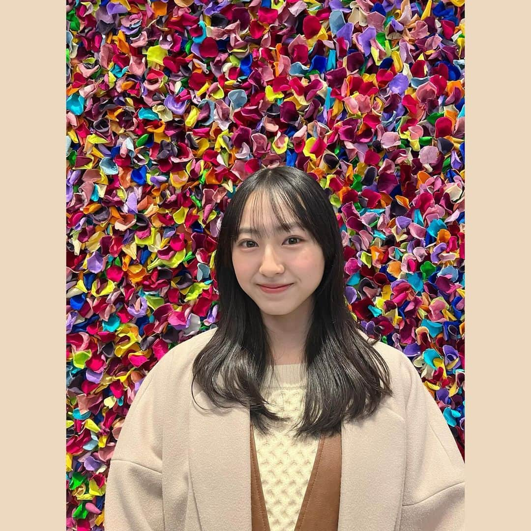 国本姫万里さんのインスタグラム写真 - (国本姫万里Instagram)「新しく出来た麻布台ヒルズに行ったよ〜〜ෆ‪  写真いっぱい撮ったからまたあげるね！  #国本姫万里 #ひまり #スターダストプロモーション  #スターダストプロモーション制作3部  #ニコラ #モデル #ニコラモデル #ニコモ #nicola #ニコラ1.2月合併号 #カンコー委員会 #カンコー #麻布台ヒルズ  #09 #中2」12月4日 17時46分 - himari_kunimoto_official