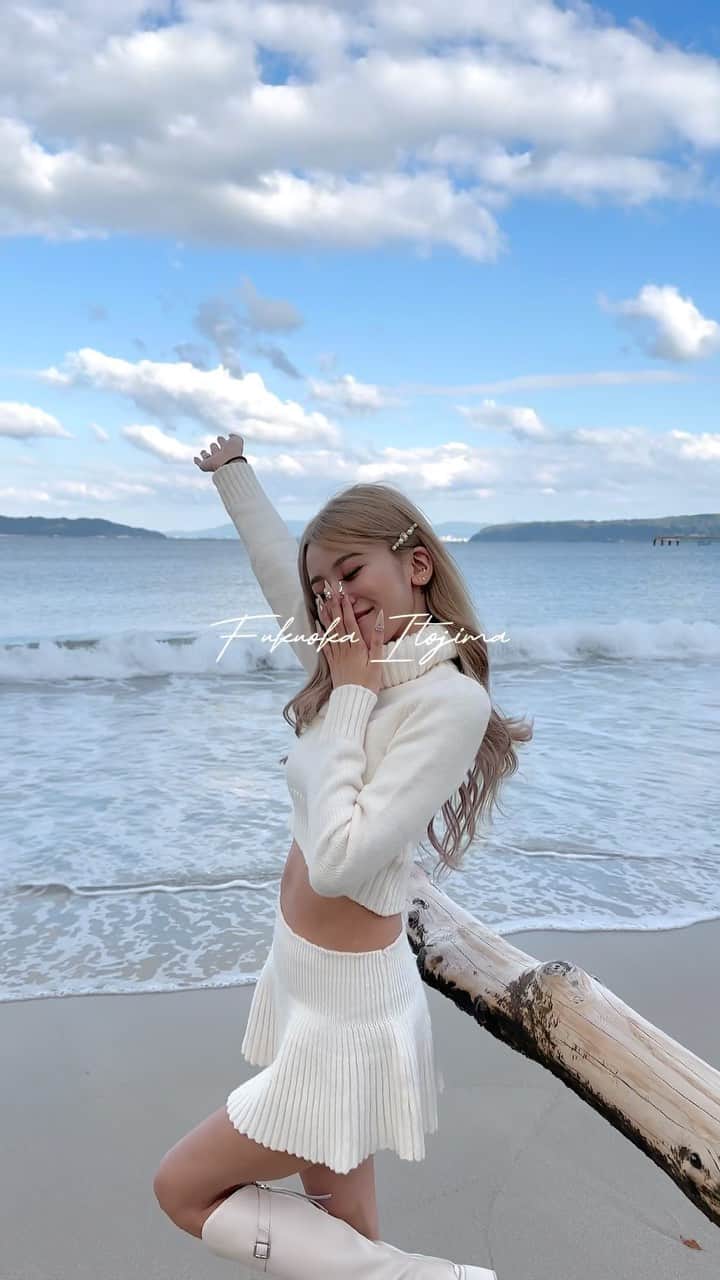 のインスタグラム：「in糸島🏝💕   #糸島  #itoshima  #ヤシの木ブランコ」