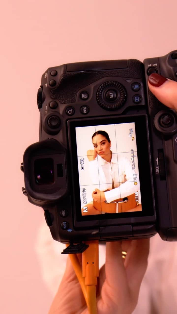 STYLERUNNERのインスタグラム：「Behind the scenes with Shanina Shaik for Stylerunner    Explore the edit, online & instore  @shaninamshaik  @0rennan  @_bilsn  @victoriabaron  @darenborthwick」