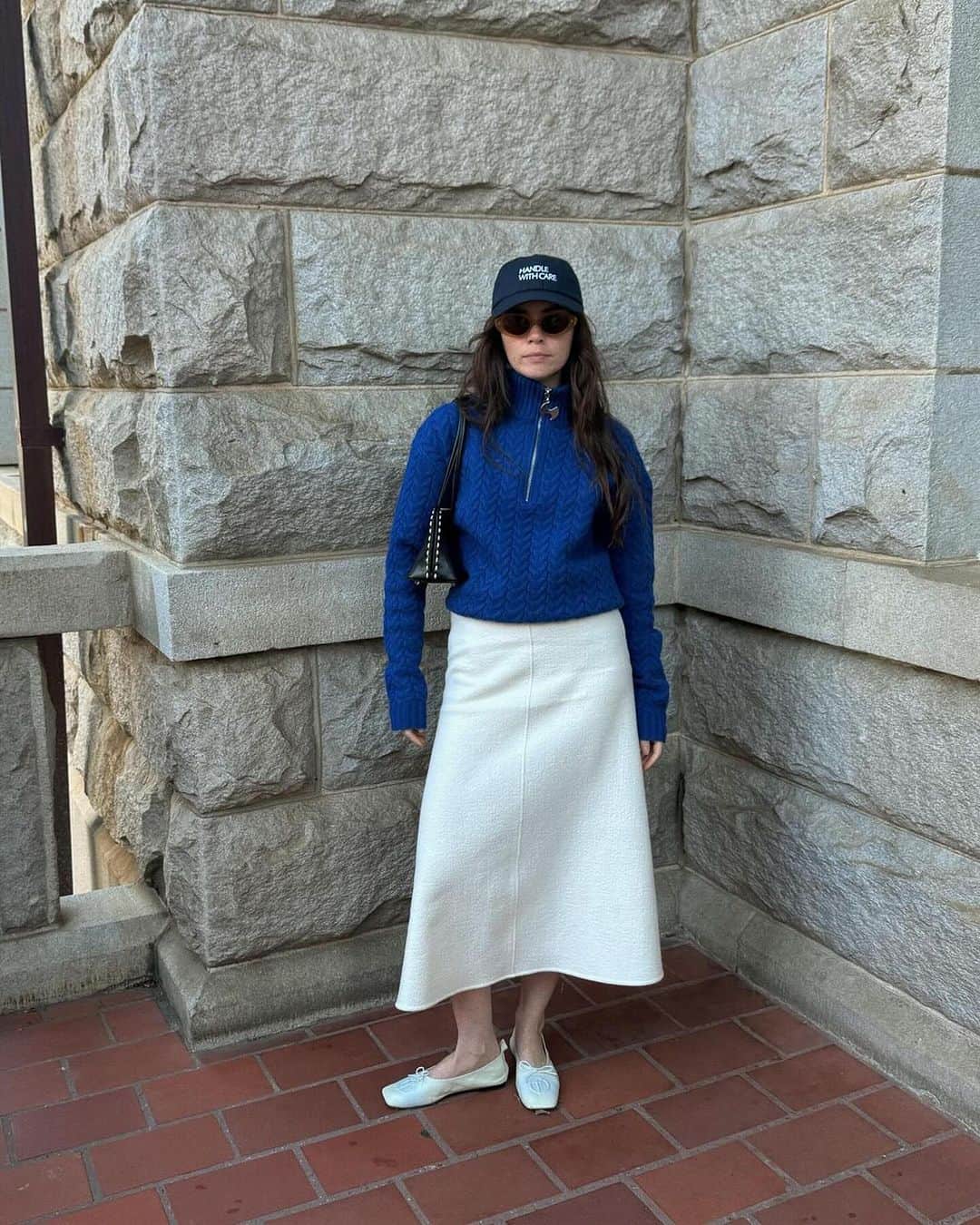 leinwande_officialのインスタグラム：「ㅤㅤㅤㅤㅤㅤㅤㅤㅤㅤㅤㅤㅤ @accidentalinfluencer in Wool Skirt ㅤㅤㅤㅤㅤㅤㅤㅤㅤㅤㅤㅤㅤ #leinwände #leinwande #leinwandeloves」