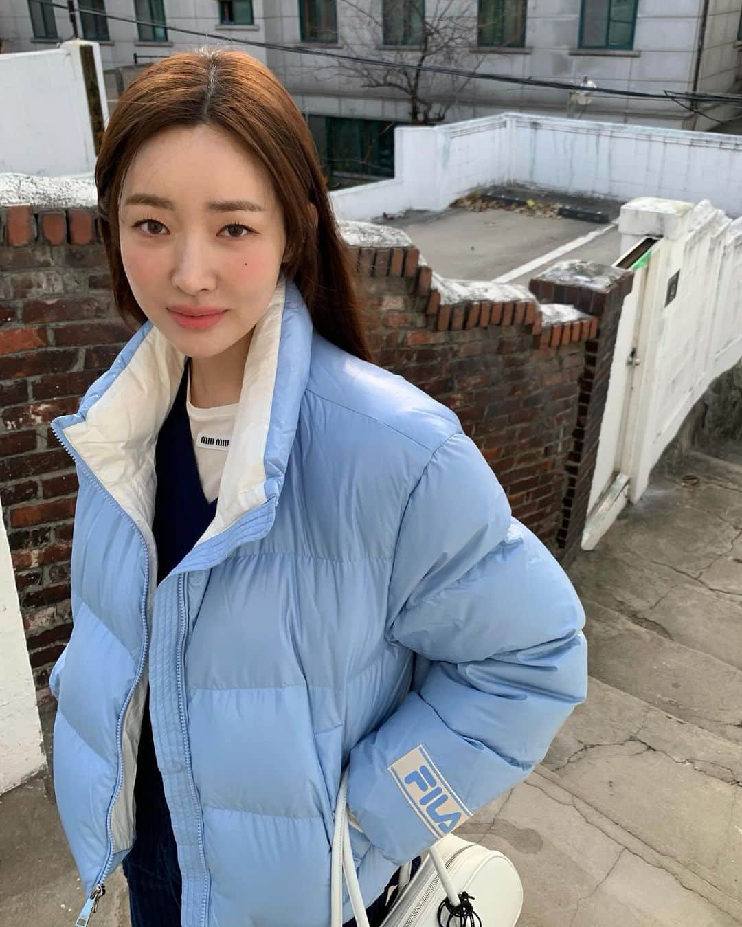 チャ・ジョンウォンのインスタグラム：「#광고 쿨톤들 저장해!! 내 퍼스널컬러 휠라였나봐…♡」