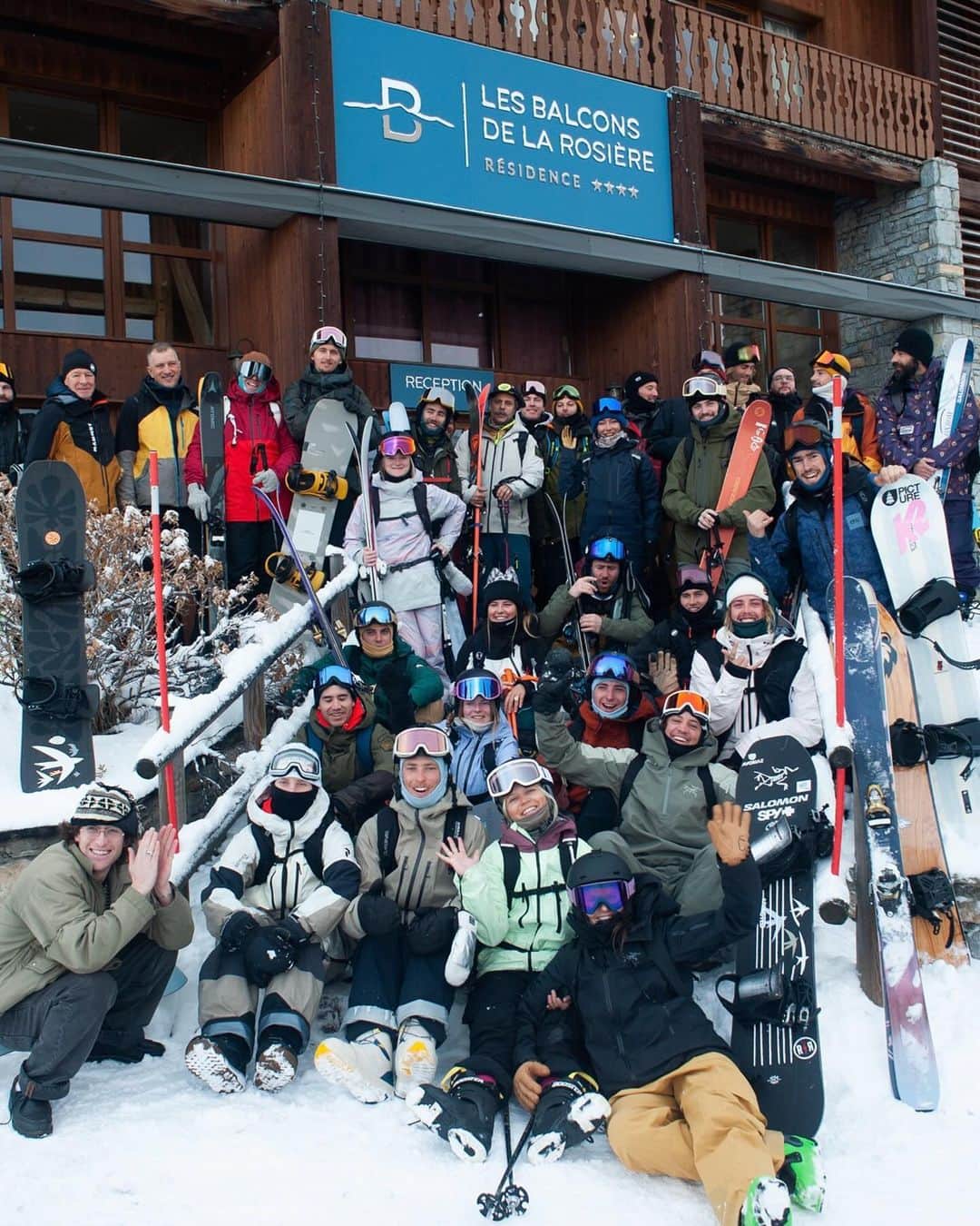 Mammutさんのインスタグラム写真 - (MammutInstagram)「Mark your calendars,  @safetyshreddays are back! 🏔️  Join us at Cauterets (FR), La Rosière (FR), and Thyon (CH) for an exciting opportunity to learn freeride risk management and avalanche safety in a fun and affordable atmosphere.  From practical and theoretical workshops for all skill levels, freeride sessions, and banked slalom, to expert talks, movie nights, and vibrant evenings – there's something for everyone!  Details and registrations in our bio!  #avalanchesafety #mammut」12月5日 19時56分 - mammut_swiss1862