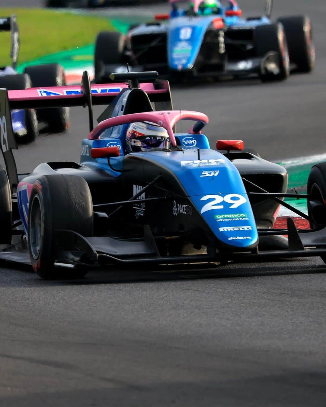 ソフィア・フロルシュのインスタグラム：「One word to sum up Sophia's season 👉 comeback  After a few years in endurance racing, @sophiafloersch joined the Alpine Academy at the beginning of 2023 and came back to Formula 3.  In the 20 races she took part in this season (18 in @fiaf3 and 2 at Macau) she never lost one position gaining a staggering 141 places in total with an average of 7 places gained per race!! 🤯  One of the highlights of her season came at Spa-Francorchamps when starting P24 in the feature race she came back to score her first points in P7!  Looking forward to what Sophia can achieve next season 💪  #AlpineRacing #AlpineAcademy #Formula3 #F3」