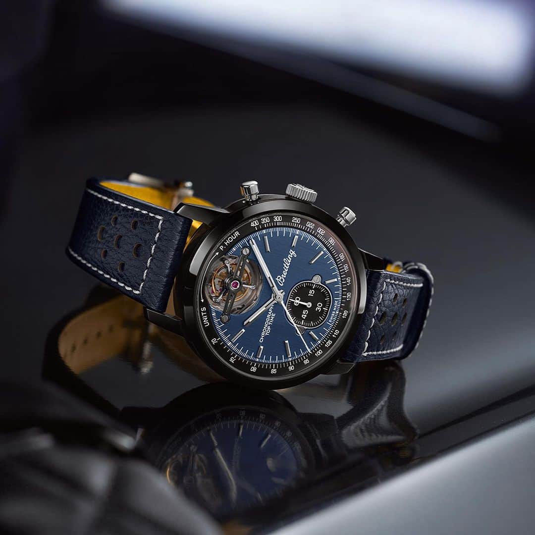 Daily Watchさんのインスタグラム写真 - (Daily WatchInstagram)「@breitling is moving their Top Time collection to higher levels with the introduction of the Chronograph Tourbillon. Inspired by iconic classic cars the Top Time B21 Classic Cars Chronograph Tourbillon comes in three dial colours relating to the Ford Mustang (green dial), Shelby Cobra (blue dial) and Chevrolet Corvette (brown dial). Which one is your favorite? #breitling #breitlingtoptime」12月4日 19時26分 - dailywatch