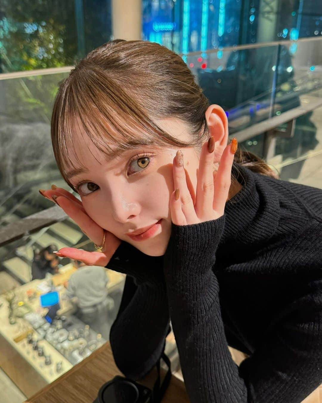 橋下美好のインスタグラム：「☺︎  星とランチしてカフェした☕️  みんなは今何してるの？」