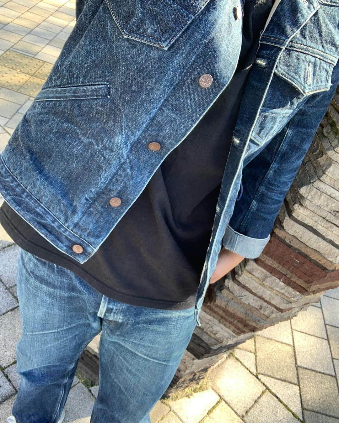 BIG JOHNさんのインスタグラム写真 - (BIG JOHNInstagram)「毎度です！  RARE Jeans  A Pioneer in Japanese Jeans   -BIG JOHN- From KOJIMA to the world.  ◽️TOYOTA @bigjohnshop  @bigjohnjeans  ◽️A pioneer in Japanese Jeans   -BIG JOHN-    from KOJIMA to the world ◽️   TOYOTA (staff)  #BIGJOHN #bigjohn #RARE#倉敷 #KOJIMA #JEANS #jeans #okayama #denim #TOYOTA #kojimajeans#okayamadenim#japanmade#madeinjapan#original #RAREJEANS  #育てる #ビッグジョン #児島　#ジーンズストリート  #岡山県　#365daysoffade #瀬戸大橋　#indigoinvitational 　#最高の色落ち　#坂本藍聖　#XXXXEXTRA  #姫路　#レザー　#ベルト」12月4日 19時24分 - bigjohnjeans