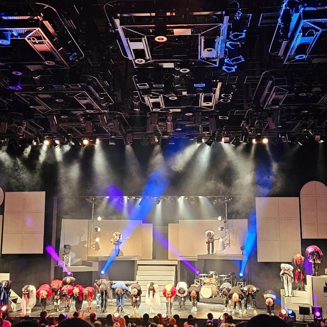 杉本愛里さんのインスタグラム写真 - (杉本愛里Instagram)「💐🤍 舞台 SEPT presents『DREAM TELLER』 ありがとうございました🤍 MIERAを演じれて幸せでした。🧚🏻‍♂️  #ドリテラ」12月4日 19時27分 - 12_airiyade_21