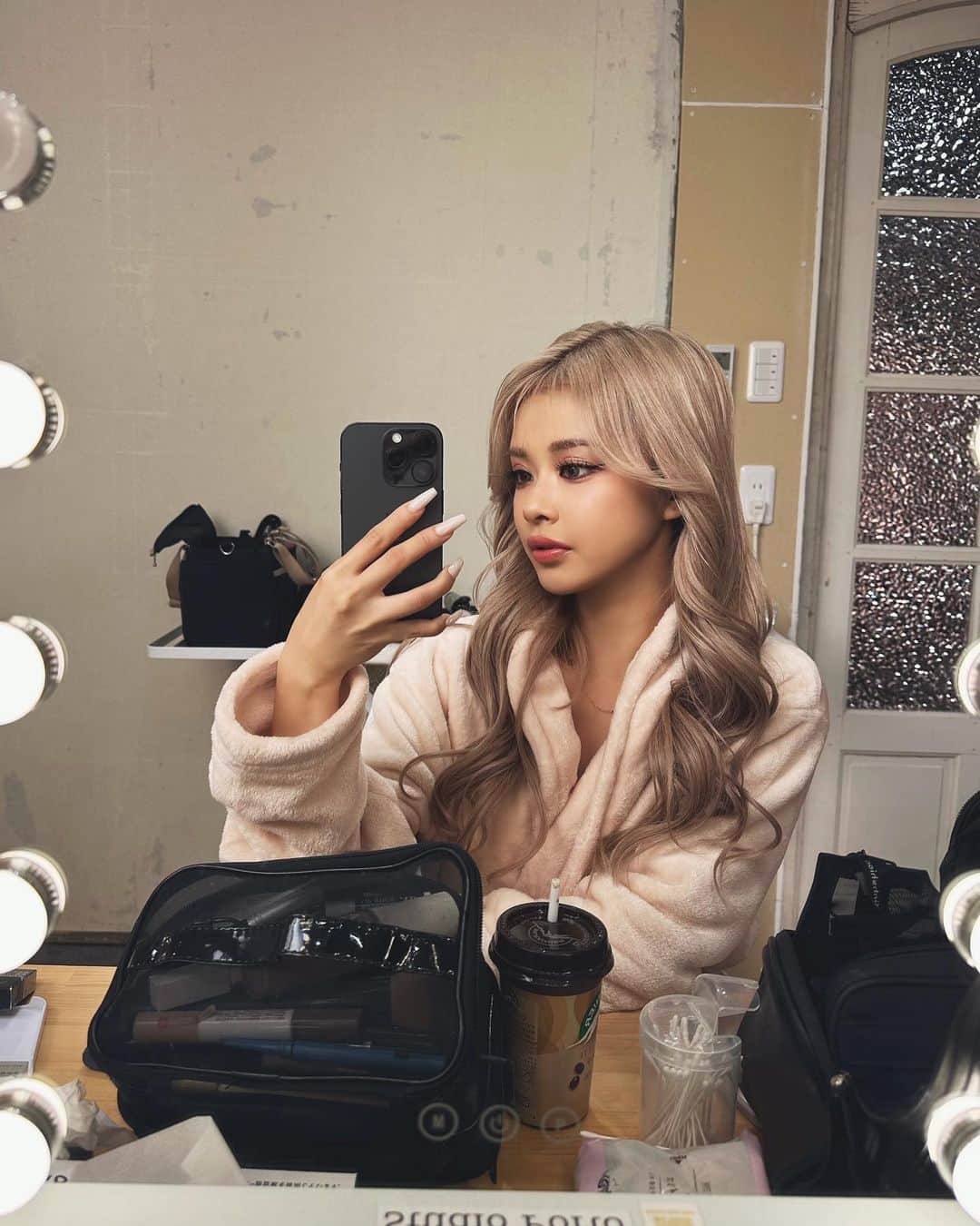 加藤美佳のインスタグラム：「🤍🩷🤍🩷 久々にコメ返する 🤍🩷🤍🩷」