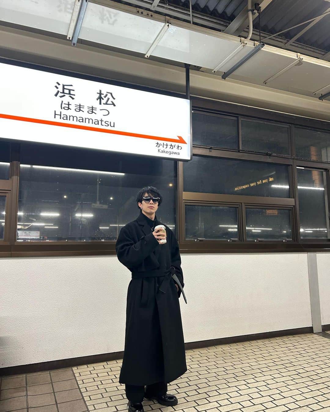 橋爪優真さんのインスタグラム写真 - (橋爪優真Instagram)「愛知・静岡！ - - - - - - - - - - - - - - - - - - - - - - - - - - - #06 #オールブラック」12月4日 19時50分 - yuuma_yogayo