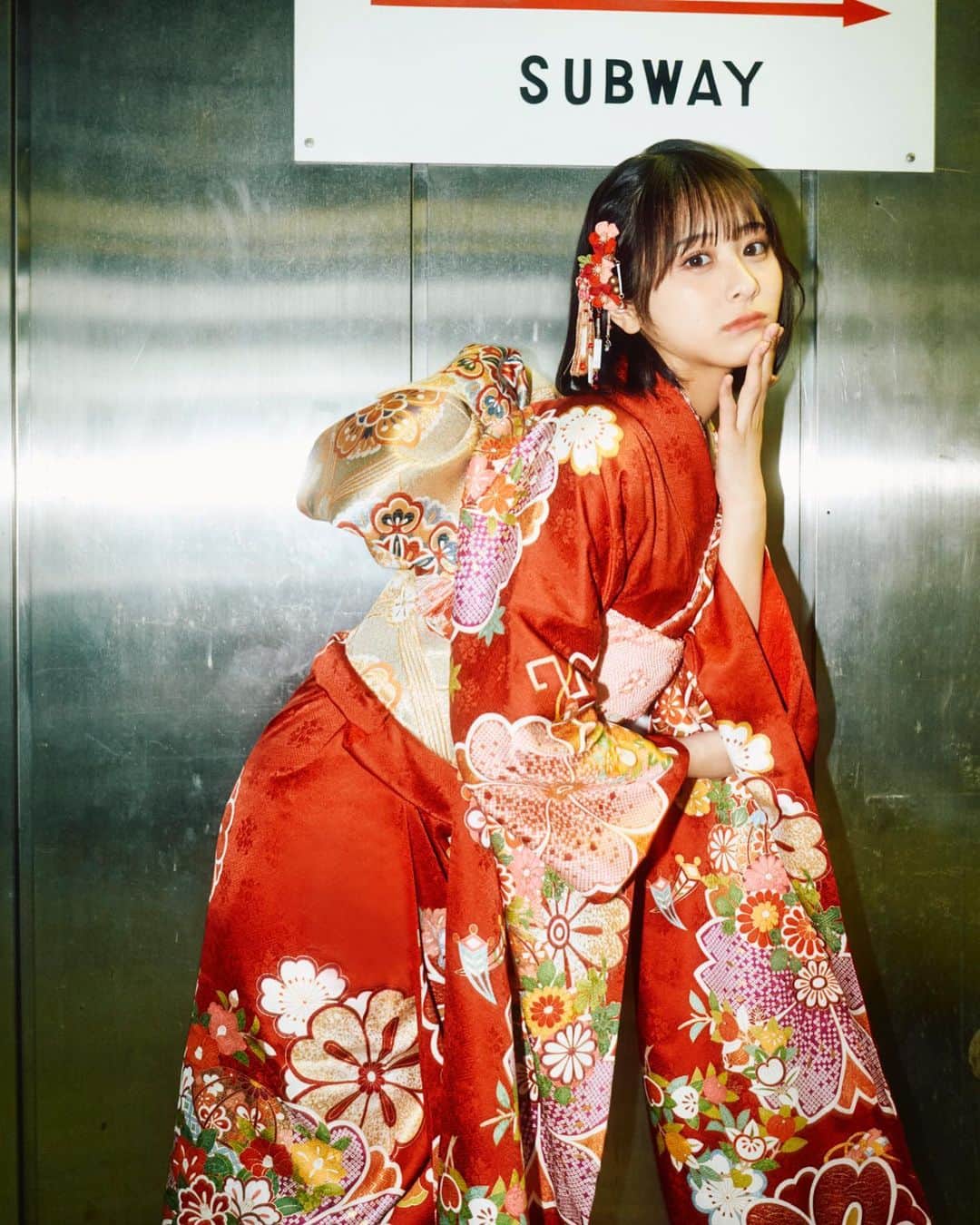 B.L.T.のインスタグラム：「༶༶༶༶༶༶༶༶༶༶༶༶༶༶༶༶༶༶༶༶༶༶༶༶༶༶༶༶༶༶༶༶༶༶༶༶༶༶༶༶༶༶ 𝟐𝟎±𝐒𝐖𝐄𝐄𝐓 𝟐𝟎𝟐𝟒 𝐉𝐀𝐍𝐔𝐀𝐑𝐘 ⁡ #ノイミー #尾木波菜 ⁡ photo:河西遼 styling：米丸友子 hair&make：住本彩 ⁡ ⁡ 詳細は@𝖻.𝗅.𝗍.𝗈𝖿𝖿𝗂𝖼𝗂𝖺𝗅 のリンクより 𝖻.𝗅.𝗍.𝗐𝖾𝖻【𝗌𝗍𝗈𝗋𝖾】をチェック ⁡ #BLT #20SWEET」