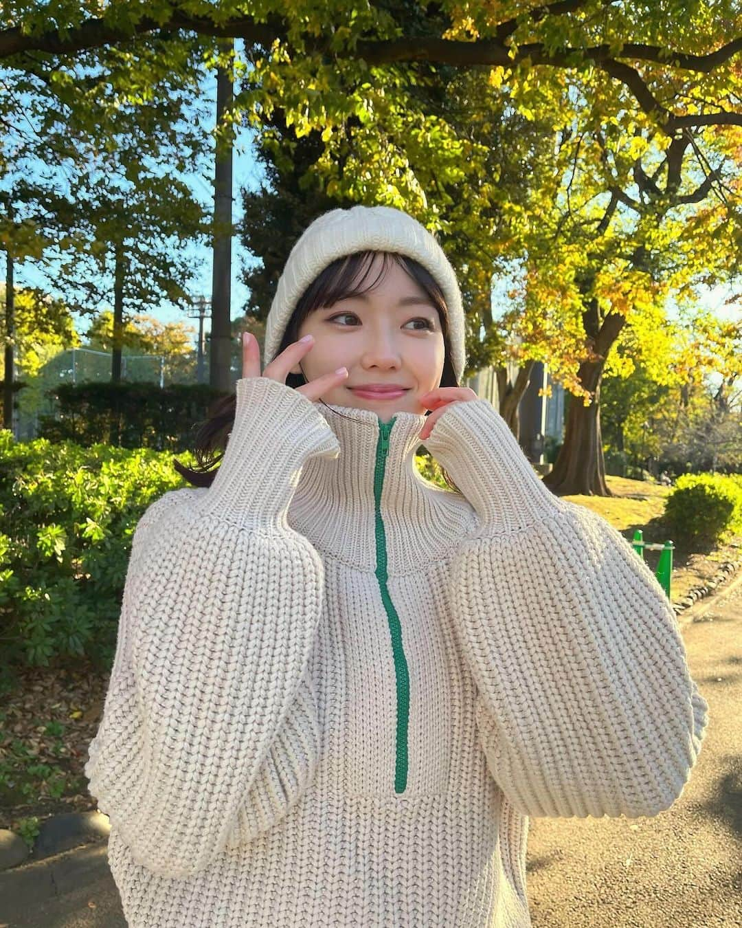 中村里帆さんのインスタグラム写真 - (中村里帆Instagram)「🍂👋」12月4日 20時00分 - __rihostagram__