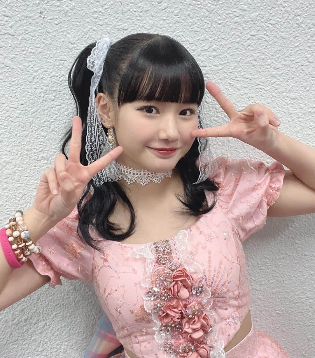 横山玲奈さんのインスタグラム写真 - (横山玲奈Instagram)「🎀 . 横浜アリーナ公演だけ、 白リボンつけてみたよ〜😌 どうでしたか！！！ . . #morningmusume23 #モーニング娘23 #横山玲奈」12月4日 20時05分 - reina_yokoyama.official