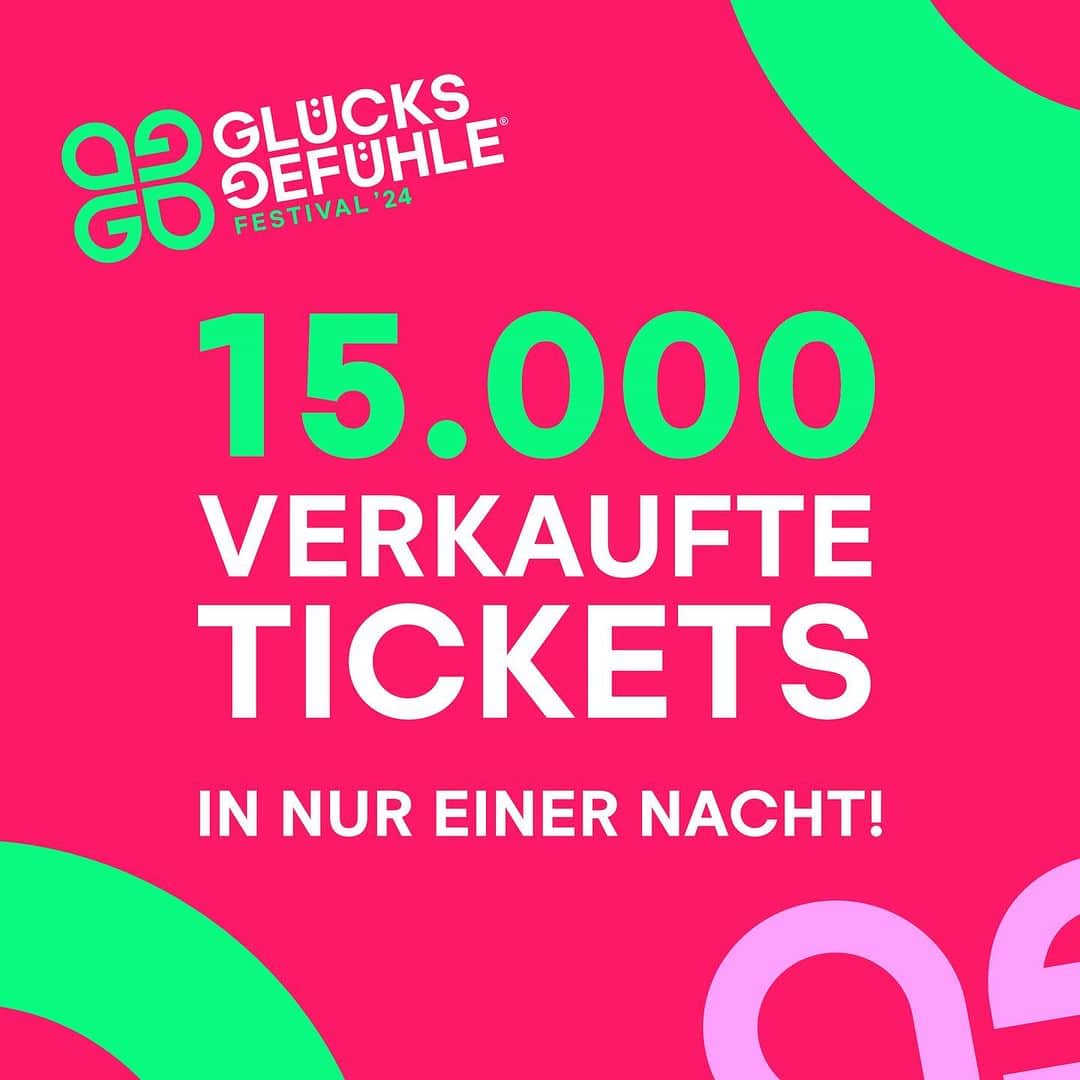 ルーカス・ポドルスキのインスタグラム：「Liebe GLÜCKSGEFÜHLE-Familie, wir freuen uns sehr, dass unser breit gefächertes Line Up so gut bei euch ankommt! 🙏🫶 Ihr seid der WAHNSINN, seit gestern Abend, 18 Uhr, wurden über 15.000 Tickets verkauft, vielen Dank! 🤯💚  #glücksgefühlefestival2024 #glücksgefühlefestival #festival #hockenheimring #glücksgefühle #lineup #tickets #sold」