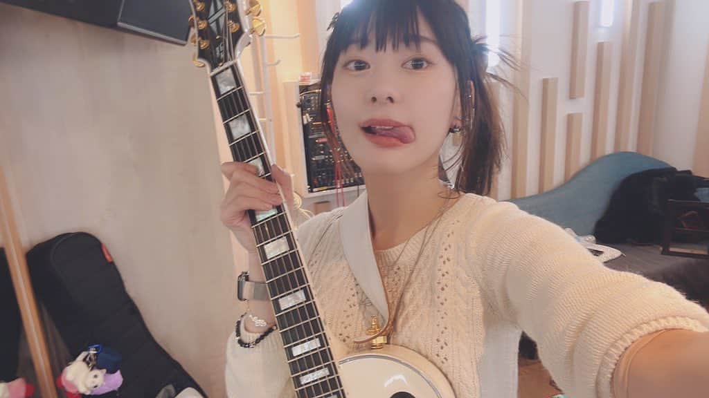 ももすももすのインスタグラム：「ワンマンリハ２日目。・°°・(＞_＜)・°°・。」