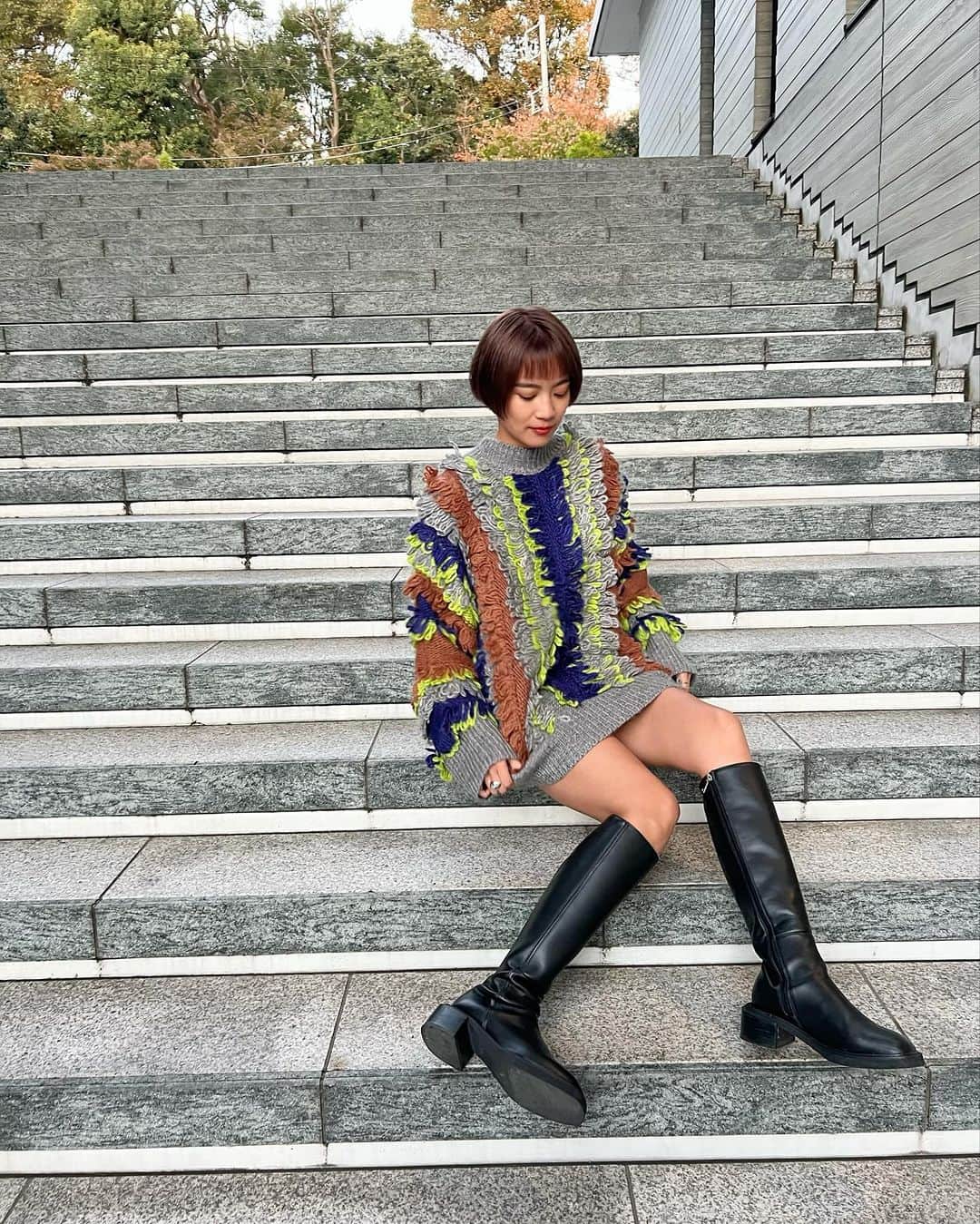 平アスカさんのインスタグラム写真 - (平アスカInstagram)「はーーきゃわいいぃ一目惚れしたニット🧶💙🧡💚 @un3d_official どんな忙しくても服かわいけりゃテンションあがるぅ⤴︎  #asuca_fashion #ootd #outfit #170cmコーデ #un3d #alm #アルム #autumn #enfold #code #fashion」12月4日 21時20分 - asucataira
