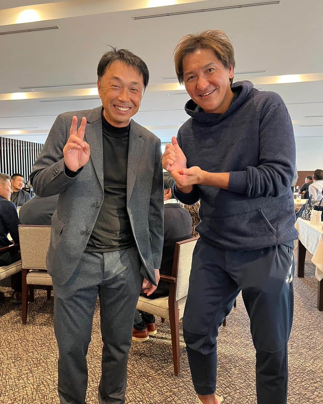 宮本慎也さんのインスタグラム写真 - (宮本慎也Instagram)「今日は  かご杯ゴルフコンペ 元ヤクルトの上水流先輩のお店のコンペです！ （新橋　かご）  同級生川崎など^_^  スリムクラブ眞栄田さんとも！」12月4日 21時14分 - shinya_miyamoto1105