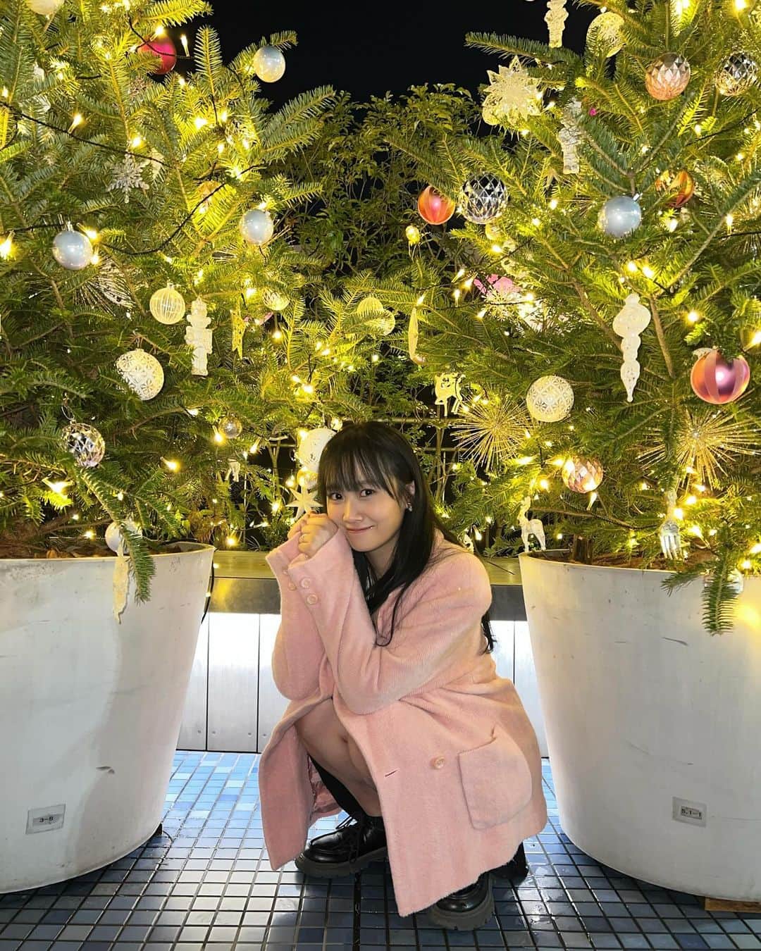 奥村梨穂のインスタグラム：「ずっとずっとそばにいて大好きなきみを見つめてたい。」