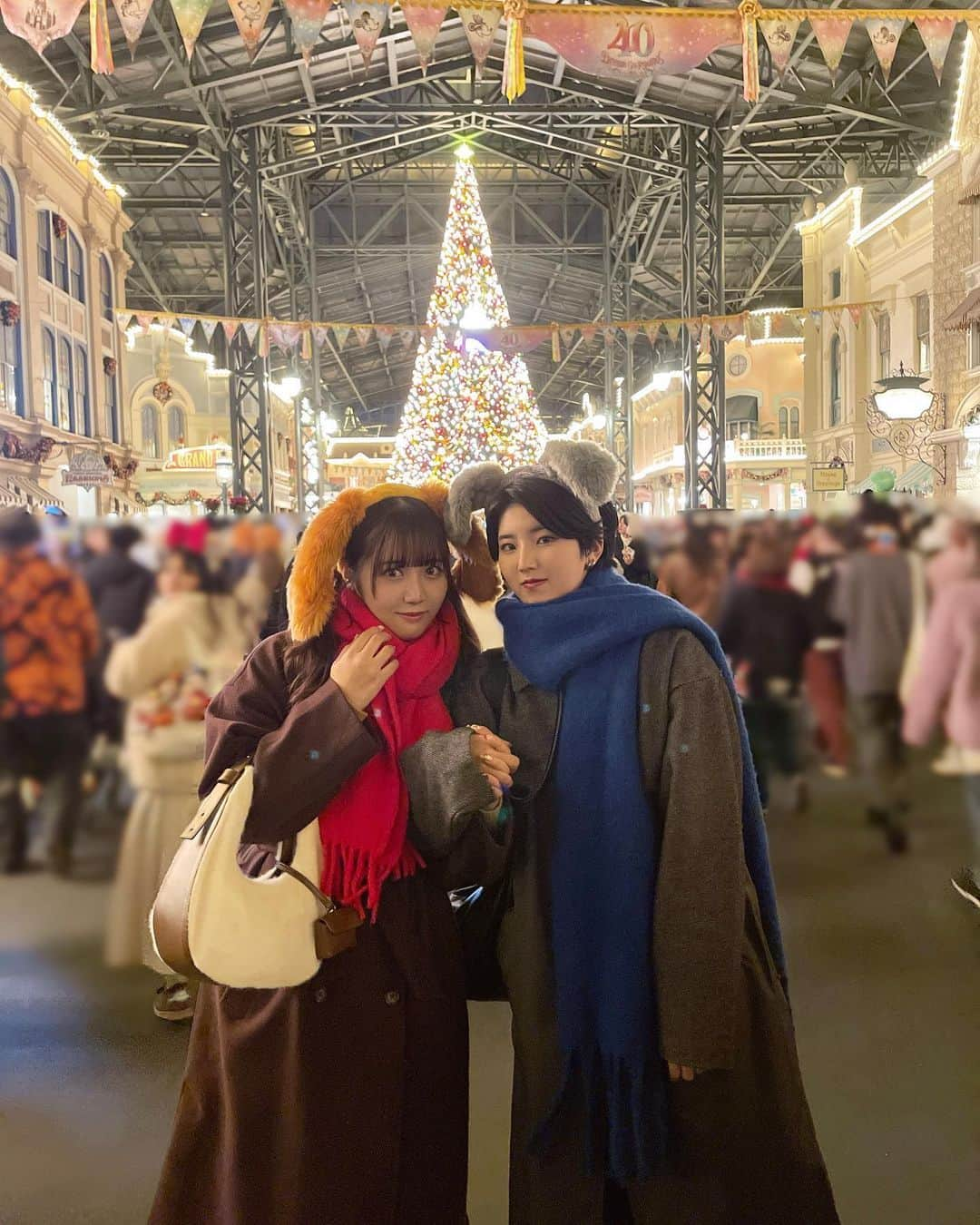 小島はなさんのインスタグラム写真 - (小島はなInstagram)「・ はなの彼女 ・ #Disneyland #ディズニーランド #わんわん物語　#クリスマスディズニー #AMEFURASSHI  #小島はな　#市川優月」12月4日 21時22分 - amefurasshi_kojima_official_