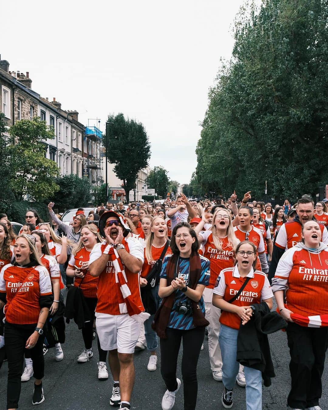 Arsenal Ladiesさんのインスタグラム写真 - (Arsenal LadiesInstagram)「55,000 TICKETS SOLD 🤩  We can’t wait to see you all on Sunday, Gooners. Let’s sell out Emirates Stadium! 👏  Photos in collaboration with @susana_rf 📸」12月4日 21時34分 - arsenalwfc