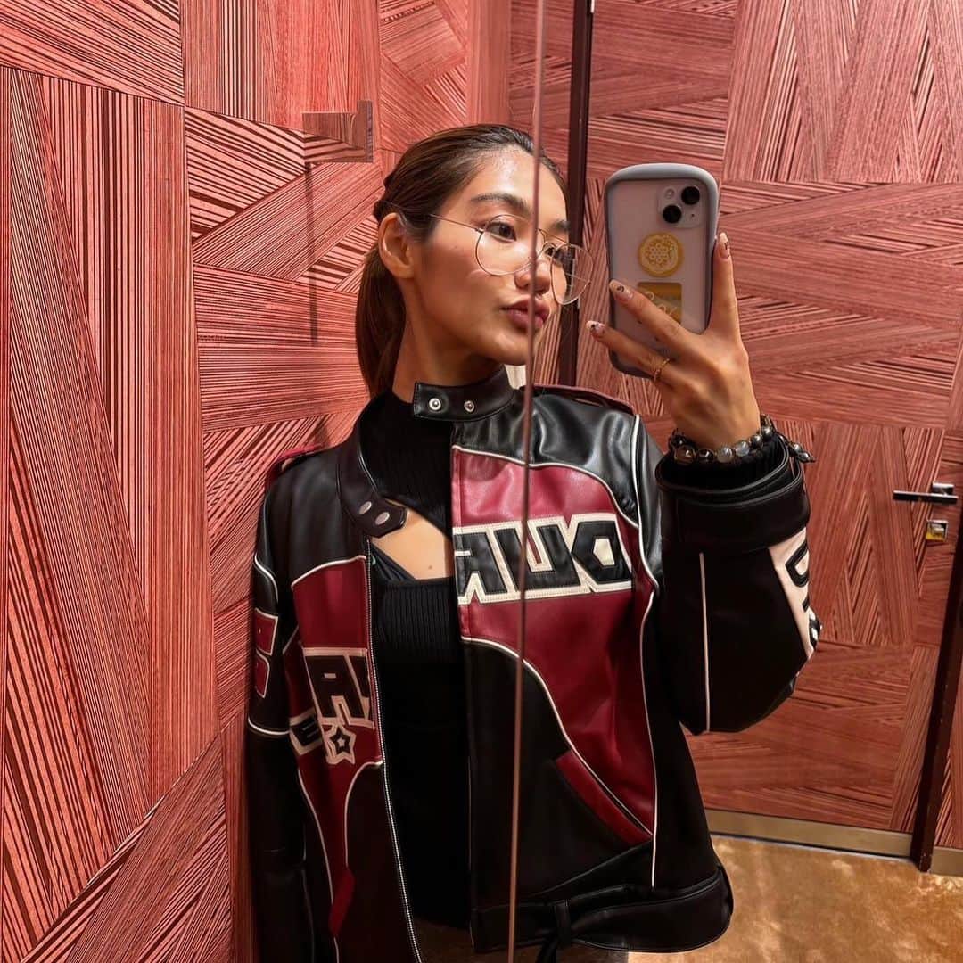 デュラスのインスタグラム：「Mizuki is wearing duras❤︎❤︎ @mizukimukaiyama_muaythai」