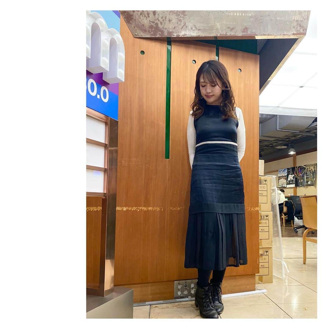 鬼頭由芽さんのインスタグラム写真 - (鬼頭由芽Instagram)「・ 今週と先週の @anotheraddress_official のお洋服🎵  この @isabelmarant のワンピース、ドレープやシルエットが本当に綺麗で「ああ、良いお洋服って素敵…」と惚れ惚れしてました。  @31philliplim の黒のワンピースは ストーリーズでの評判がとても良く @danskin_japan のパーカーは 番組スタッフの評判がとても良かった😌」12月4日 21時49分 - xxyumeyumexx