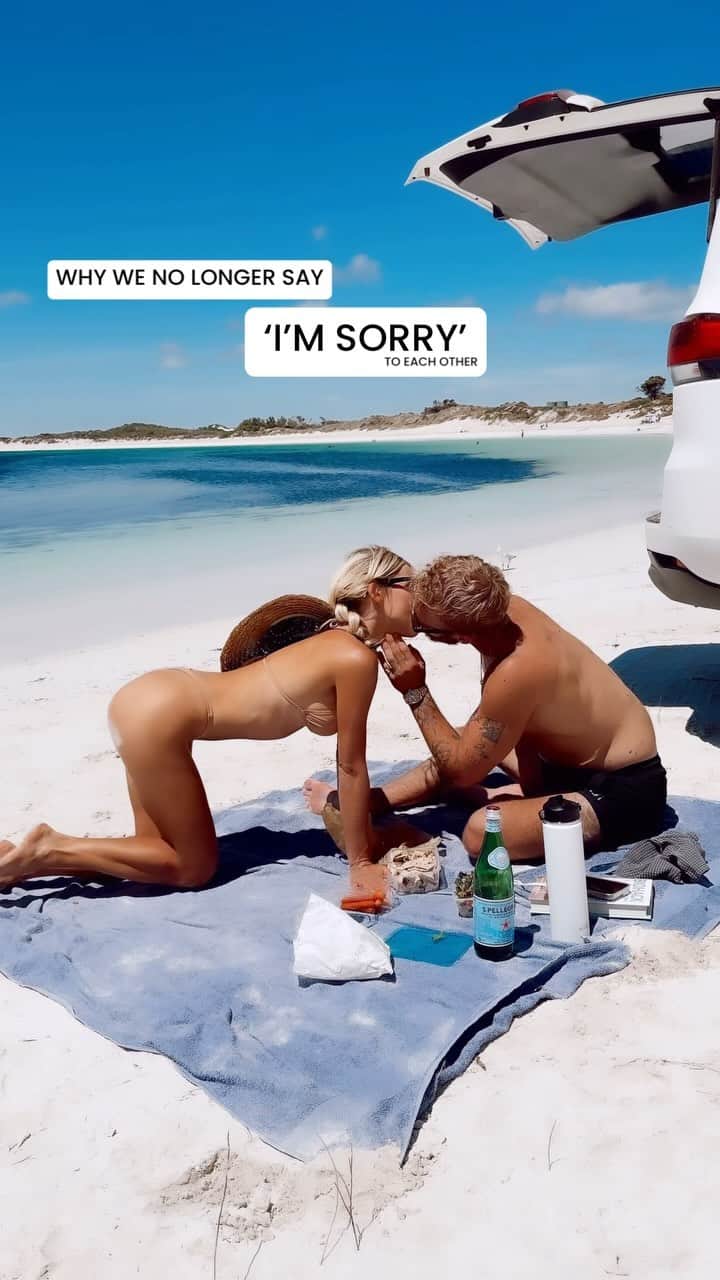 アギーのインスタグラム：「Here is a great relationship reframe we’ve been testing recently.  We stopped saying sorry and apologizing for what we did ‘wrong’.  Don’t take me wrong, accountability and ownership is super important.  But we often said ‘I’m sorry’ without taking the time to understand that putting yourself in their shoes.  So now we’re practicing something different.  We say: I acknowledge (take ownership of what I did / happened in the past) and I commit to do better (I’ll understand how to improve in the future). We learned this one from @lucilampe.  Eg: If I am not paying attention to what Jacob is telling me, I don’t say I’m sorry.  I say: I acknowledge that when I was on my phone when you were sharing something imported could make you feel unseen and ignored and that was not my intention. I commit to putting my phone down next time you’re sharing something with me.  If Jacob is away on a trip, it often means I need manage a lot more for both of us which makes me a little exhausted. if he said that he’s sorry I don’t think it would mean as much as when he said: I acknowledge that when I’m away, you have to deal with everything on your own on top of work. I commit to putting more effort into supporting you in the future.   Try it and see how much it changes your relationship!  Love you, Jaggie」