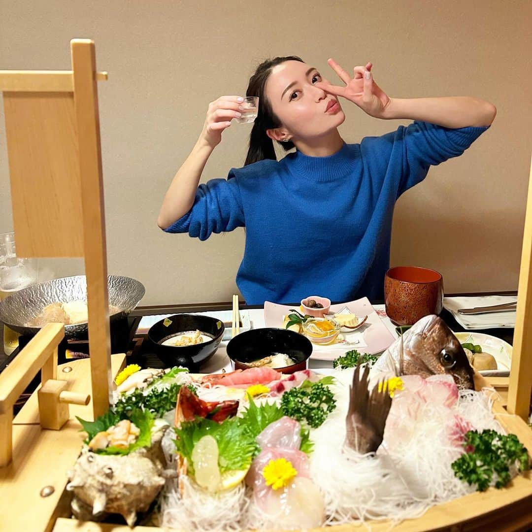 村田莉さんのインスタグラム写真 - (村田莉Instagram)「日本酒３合で陽気🍶３連休最高でした🫶💙  #熱海旅行 #温泉旅行 #日本酒 #아타미여행 #온천여행 #사케」12月4日 22時06分 - murata_mari