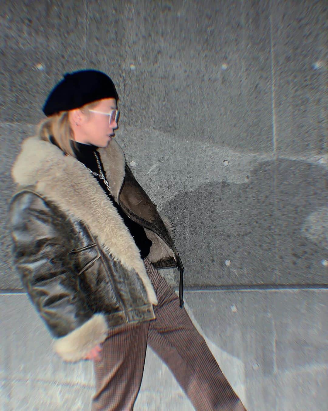 $oichiroさんのインスタグラム写真 - ($oichiroInstagram)「New favorite✴︎  @acnestudios   自分への🎄プレゼントってことで... まじめちゃくちゃ可愛すぎる 着心地が今まで買った服の中でダントツでやばい😮‍💨  #acnestudios #sheepskin #sheepskinjacket #mouton #shearlingjacket #acne #needles #hermes #celine #louisvuitton #ootd  #fashion #instafashion #winterfashion #coodinate #vintage #newfavorite #⛄️」12月4日 22時14分 - so0131.g