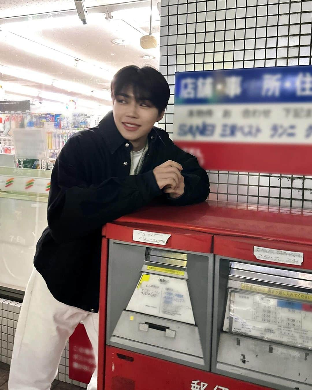 ZEROBASEONEのインスタグラム：「📮  #ZEROBASEONE #ZB1 #제로베이스원 #PARKGUNWOOK #박건욱」