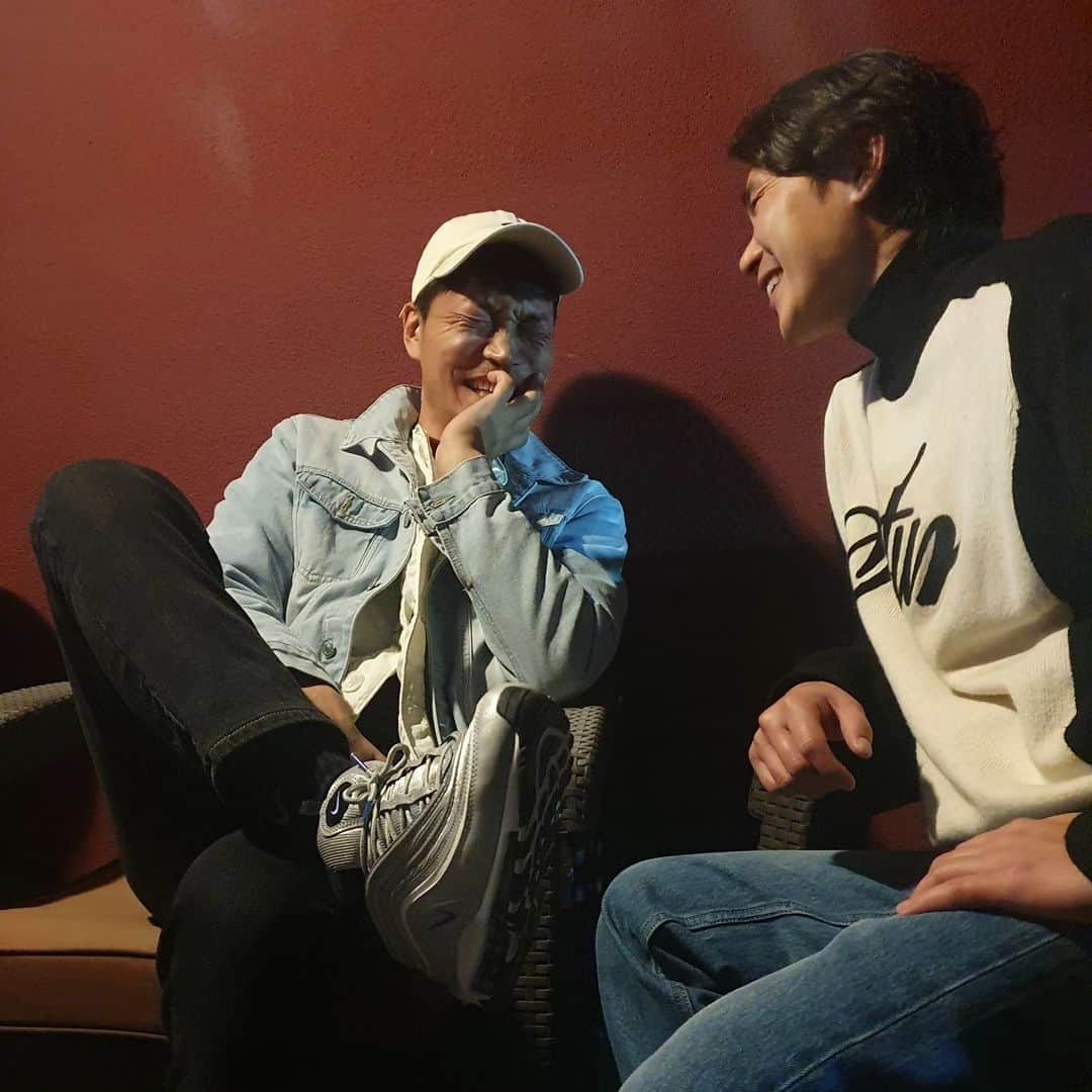 チョン・テウのインスタグラム：「7×3  최귀화×정태우 are u ready?  #7곱하기3 #777 #블랙잭 ?」