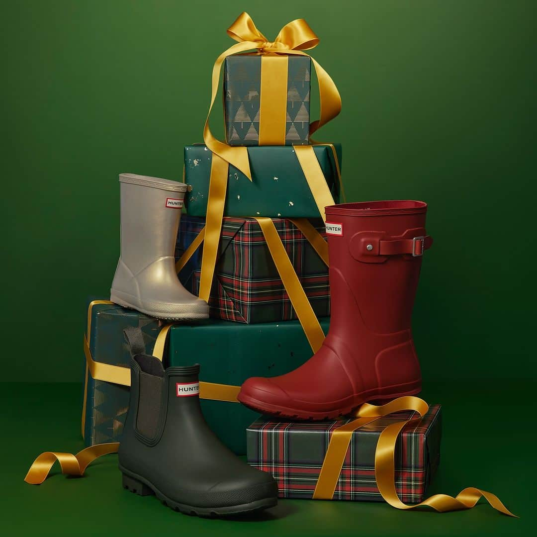 ハンターブーツのインスタグラム：「The Winter Sale is officially here. Enjoy savings on a range of styles – from bestsellers, to iconic must-haves. #HunterBoots」