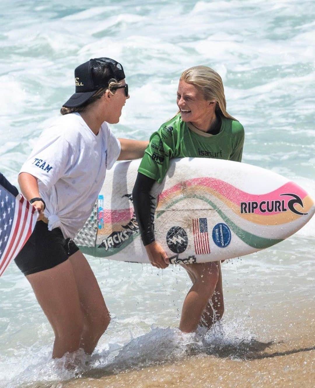リップカールさんのインスタグラム写真 - (リップカールInstagram)「The future of surfing…  Congratulations to your new @isasurfing Junior World Surfing Champions... @hans_odriozola & @anon_matsuoka! 🏆⁠   Anon’s victory marks Japan’s first-ever gold medal, while Hans becomes the first World Junior Champion for Spain.   Special mention to @lukas_skinner, @edenwalla_ & @kaiodriozola on their inspiring performances. ⁠ ⁠ Hans Odriozola 🇪🇸 Boy’s U16 World Champion. ⁠ Anon Matsuoka 🇯🇵 Girl’s U18 World Champion.⁠ Lukas Skinner 🏴󠁧󠁢󠁥󠁮󠁧󠁿 Boy's U16 2nd in the World.⁠ Eden Walla 🇺🇸 Girl's U16 3rd in the World. ⁠ Kai Odriozola 🇪🇸 Boy’s U18 3rd in the World.⁠ ⁠ Images by: ⁠ @pablofrancostudio @pablojimenez_photo @jersson_barboza_photos @waterworkmedia⁠ ⁠ #RipCurl #ISASurfing #ISAWorldSurfingJuniorChampionship #Surfing」12月5日 9時30分 - ripcurl