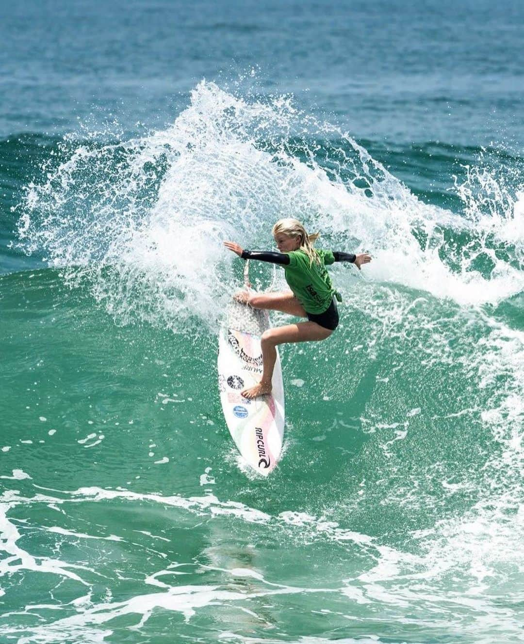 リップカールさんのインスタグラム写真 - (リップカールInstagram)「The future of surfing…  Congratulations to your new @isasurfing Junior World Surfing Champions... @hans_odriozola & @anon_matsuoka! 🏆⁠   Anon’s victory marks Japan’s first-ever gold medal, while Hans becomes the first World Junior Champion for Spain.   Special mention to @lukas_skinner, @edenwalla_ & @kaiodriozola on their inspiring performances. ⁠ ⁠ Hans Odriozola 🇪🇸 Boy’s U16 World Champion. ⁠ Anon Matsuoka 🇯🇵 Girl’s U18 World Champion.⁠ Lukas Skinner 🏴󠁧󠁢󠁥󠁮󠁧󠁿 Boy's U16 2nd in the World.⁠ Eden Walla 🇺🇸 Girl's U16 3rd in the World. ⁠ Kai Odriozola 🇪🇸 Boy’s U18 3rd in the World.⁠ ⁠ Images by: ⁠ @pablofrancostudio @pablojimenez_photo @jersson_barboza_photos @waterworkmedia⁠ ⁠ #RipCurl #ISASurfing #ISAWorldSurfingJuniorChampionship #Surfing」12月5日 9時30分 - ripcurl