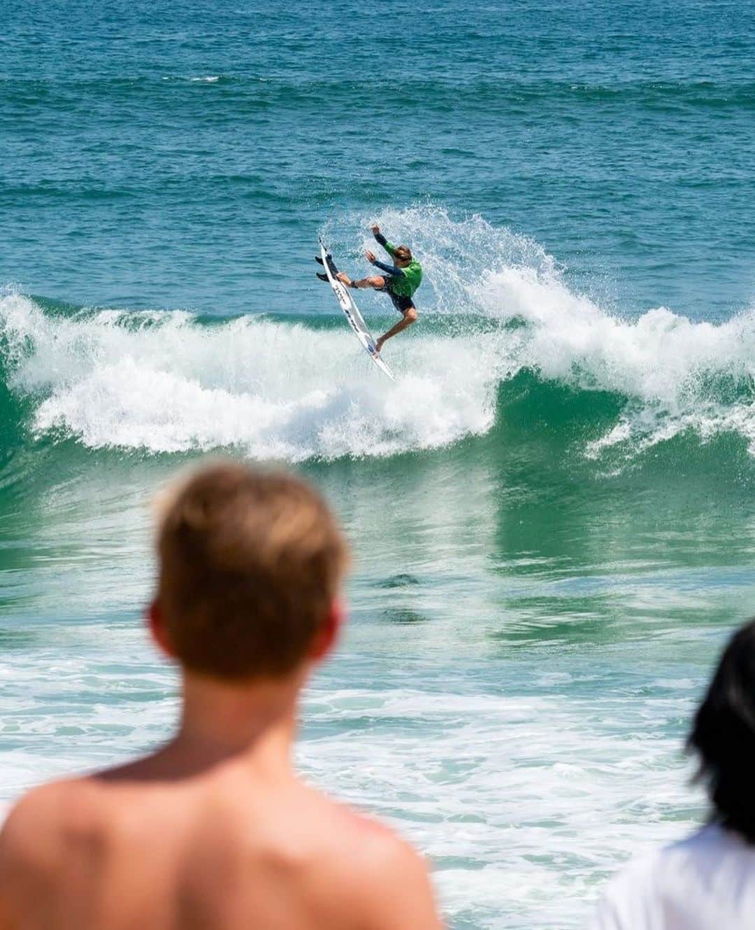 リップカールさんのインスタグラム写真 - (リップカールInstagram)「The future of surfing…  Congratulations to your new @isasurfing Junior World Surfing Champions... @hans_odriozola & @anon_matsuoka! 🏆⁠   Anon’s victory marks Japan’s first-ever gold medal, while Hans becomes the first World Junior Champion for Spain.   Special mention to @lukas_skinner, @edenwalla_ & @kaiodriozola on their inspiring performances. ⁠ ⁠ Hans Odriozola 🇪🇸 Boy’s U16 World Champion. ⁠ Anon Matsuoka 🇯🇵 Girl’s U18 World Champion.⁠ Lukas Skinner 🏴󠁧󠁢󠁥󠁮󠁧󠁿 Boy's U16 2nd in the World.⁠ Eden Walla 🇺🇸 Girl's U16 3rd in the World. ⁠ Kai Odriozola 🇪🇸 Boy’s U18 3rd in the World.⁠ ⁠ Images by: ⁠ @pablofrancostudio @pablojimenez_photo @jersson_barboza_photos @waterworkmedia⁠ ⁠ #RipCurl #ISASurfing #ISAWorldSurfingJuniorChampionship #Surfing」12月5日 9時30分 - ripcurl