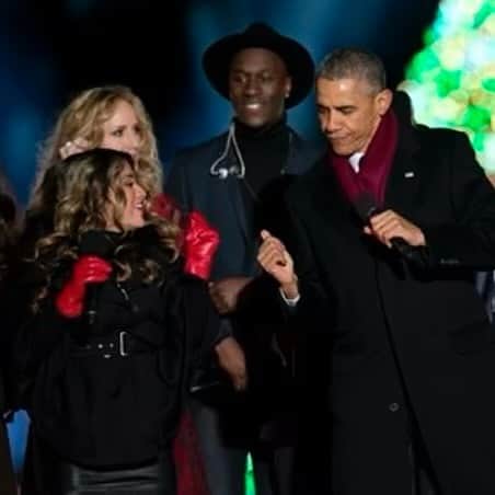 アリー・ブルックさんのインスタグラム写真 - (アリー・ブルックInstagram)「9 years ago today we performed at the White House and herstory was made.」12月5日 10時02分 - allybrooke