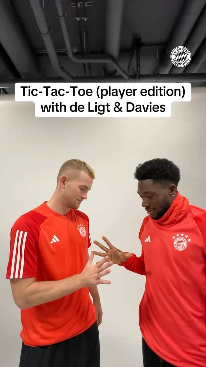 バイエルン・ミュンヘンのインスタグラム：「Which player comes to your mind first? 🤔 #MiaSanMia #FCBayern #TicTacToe」