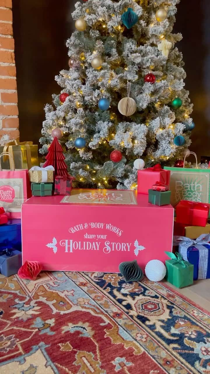 Bath & Body Worksのインスタグラム：「‼️Sweepstakes Alert‼️ Your Holiday Story is about to begin,  here’s your chance for you and a friend to win an EXCLUSIVE Once Upon A Holiday Story Box!🎄✨​ Here's how to enter:​ 📲 Follow @BathandBodyWorks​ ❤️ "Like" this post​ 🤝 Tag a friend & include #BathandBodyWorks_Sweepstakes in the comments below!​  NO PURCHASE NECESSARY TO ENTER OR WIN. A PURCHASE WILL NOT INCREASE YOUR CHANCES OF WINNING.  Open only to legal residents of the 50 United States, DC, and Puerto Rico who have reached age of majority where they reside at time of entry. Internet access and an Instagram account is req’d. Begins at 12:00 P.M. ET on December 4th, 2023 and ends at 11:59 P.M. ET on December 6th, 2023. Odds of winning depend on number of entries received. Subject to Official Rules, available https://www.bathandbodyworks.com/m/terms-and-conditions.html  . Void where prohibited by law. (Not void in New Jersey.) Instagram is not affiliated with Bath & Body Works or a Sponsor of this Promotion. To review our information practices, visit Bath & Body Works’ website to review its Financial Incentives Privacy Notice (for California residents) (also included in the Official Rules),  Privacy Policy, and California Privacy Rights Notice. Sponsor: Bath & Body Works, Inc., 3 Limited Parkway, Columbus, OH 43230, U.S.A.」