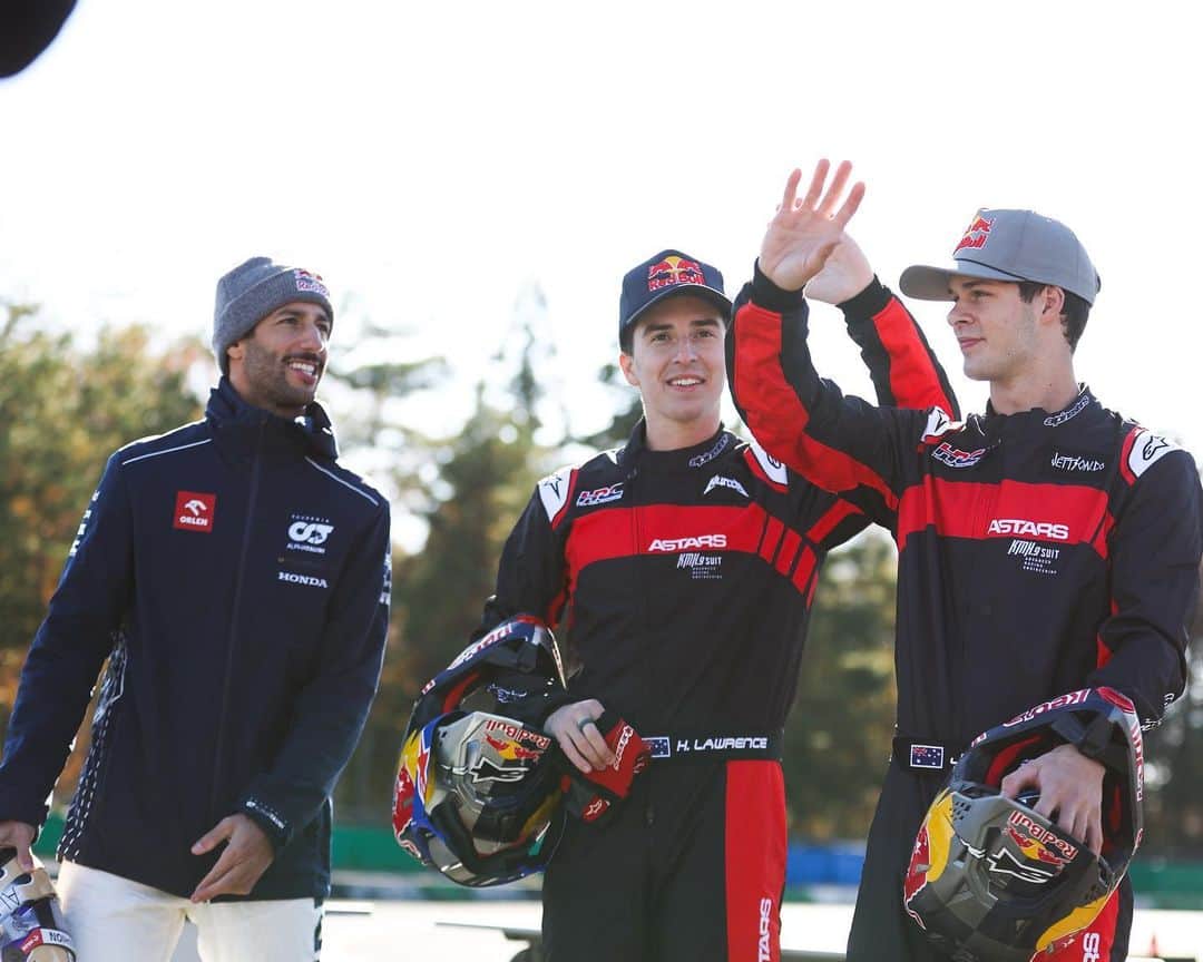 Honda Powersports USのインスタグラム：「@jettson18 & @hunterlawrence’s first Honda Racing #ThanksDay in Japan is officially in the books. 🏁   To see more of the action, head to Honda.Racing 🔗  THANK YOU, @hondaracingglobal.❤️ #RideRed」