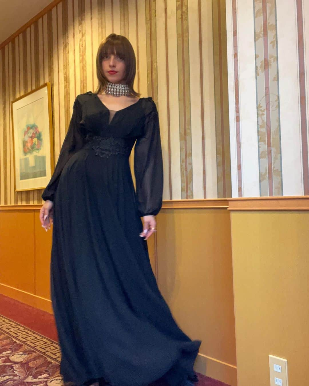 IVANさんのインスタグラム写真 - (IVANInstagram)「🖤♥️🥀✨💫🫧😎☕️ Last night with black dress and burgundy rouge..♡  黒と赤に纏われた日  @gucci  @zara」12月5日 10時32分 - fresanaca