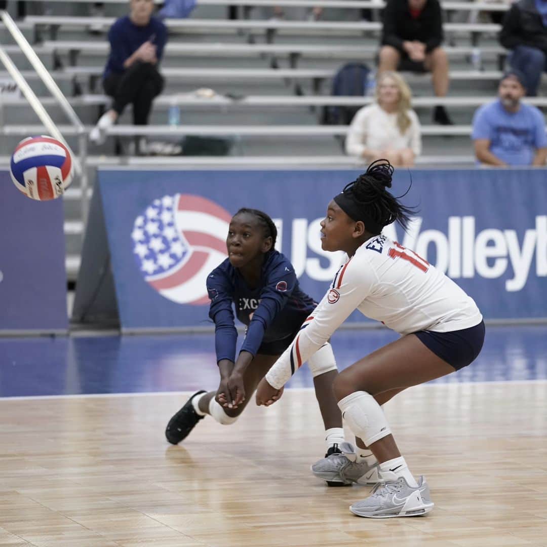 USA Volleyballのインスタグラム：「As volleyball continues to grow in popularity, USA Volleyball announces two pilot divisions for the 2024 Girls Junior National Championship (11-13) in Dallas, Texas.  USA Volleyball will test the 10 Patriot and 12 Patriot divisions in 2024 to gauge interest and participation at the younger levels in hopes of expanding the national championship to more teams.  Read more at 🔗 in our bio」