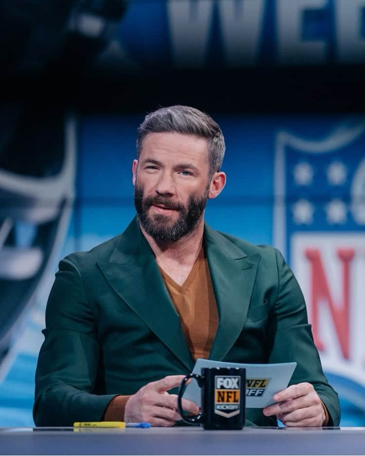 ジュリアン・エデルマンのインスタグラム：「I’m Julian Edelman?」