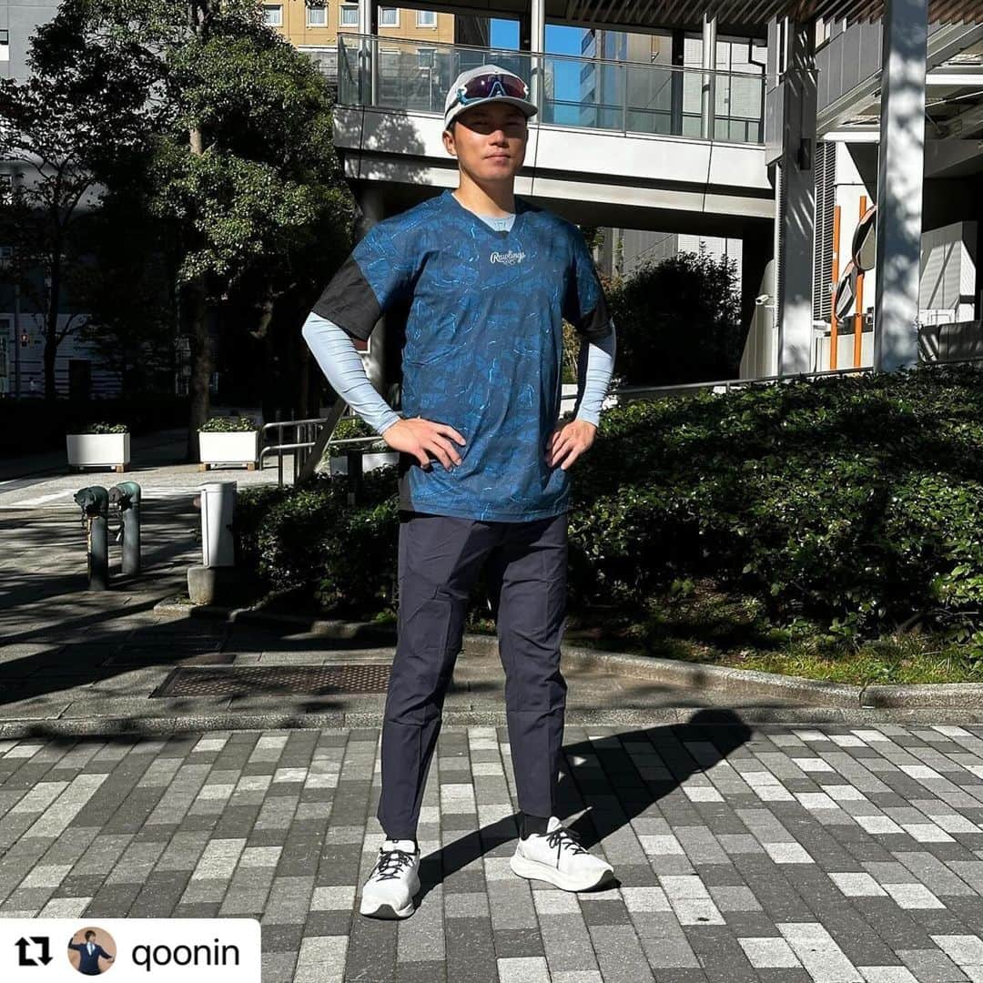 Rawlings Japanさんのインスタグラム写真 - (Rawlings JapanInstagram)「#Repost @qoonin with @use.repost ・・・ ローリングスウェアチームで揃えた🎵 @rawlings_japan_llc 個人的には今年のモデル一番かっこいい！ #ローリングス  @rawlings_japan_llc」12月5日 8時11分 - rawlings_japan_llc