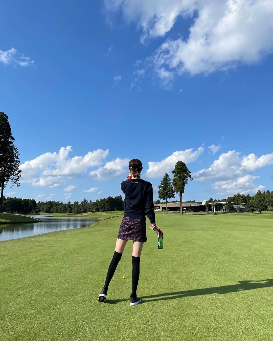枝並千花のインスタグラム：「東京クラシッククラブ⛳️  🍺をお供に回ります😎  #golf #ゴルフ #ゴルフ女子 #枝並千花 #chikaedanami」