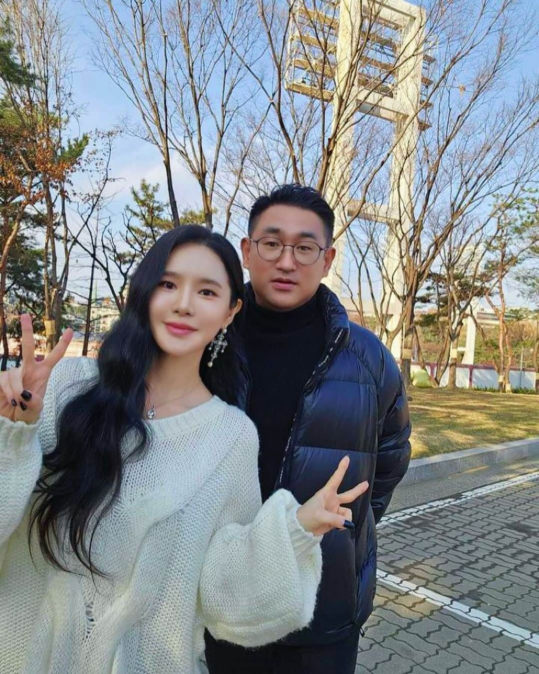 ダヘ さんのインスタグラム写真 - (ダヘ Instagram)「⠀ 내가 완전 좋아하는 울 이사님😆 올 한해 마무리도 잘 해보아요!!🎄🎄☃️☃️」12月5日 18時46分 - jjeon_migyo