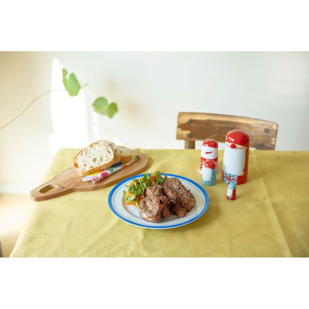 ワンズテラスさんのインスタグラム写真 - (ワンズテラスInstagram)「料理研究家の夏井景子さん @natsuikeiko の連載企画3回目！ 旬の食材を手軽においしく味わうレシピをご紹介。今月は #特別な日 の一品です。クリスマスにぜひ試してみてください♪  詳しくはプロフィールのリンクより、公式WEBサイトをご覧ください。 @onesterrace  #旬 #特別な日に #スペアリブ料理 #スペアリブ #スペアリブレシピ #ごちそう #ごちそうフォト #ごちそうレシピ #肉料理 #肉スタグラム #家庭料理 #おうちごはん #おうちご飯 #レシピ #簡単レシピ #家庭料理部 #ごはんの時間 #ぱぱっとごはん #ごはんづくり #ギフト #ホームパーティー #雑貨 #onesterrace #ワンズテラス」12月5日 18時47分 - onesterrace