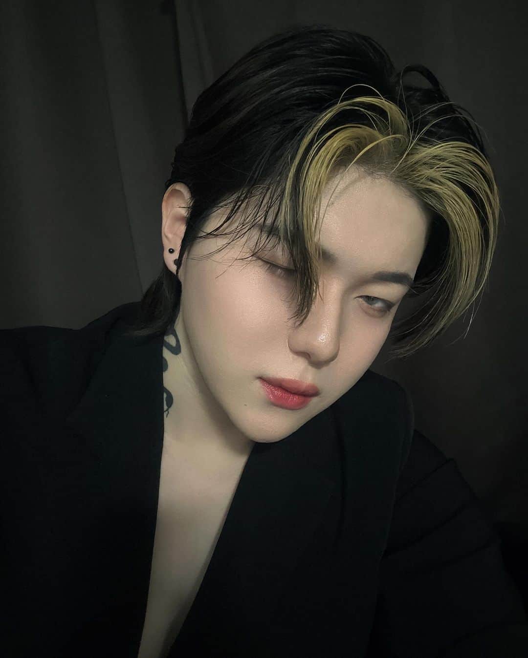 reoのインスタグラム：「sexy🖤」