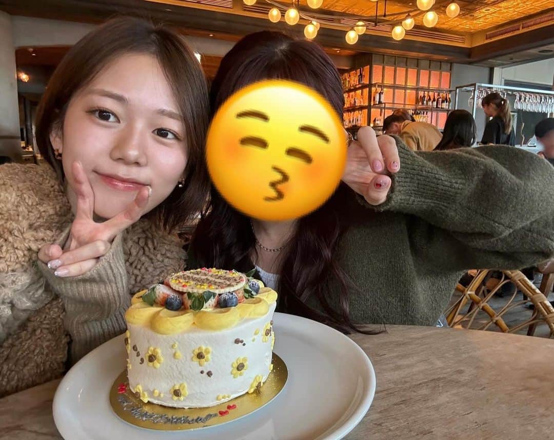 川口葵さんのインスタグラム写真 - (川口葵Instagram)「. もうすぐ10年の付き合い✌️ これからも宜しくね🤤✨  #投稿お付き合いありがとうございました🙏🏻」12月5日 18時58分 - kawaguchiaoi_1126
