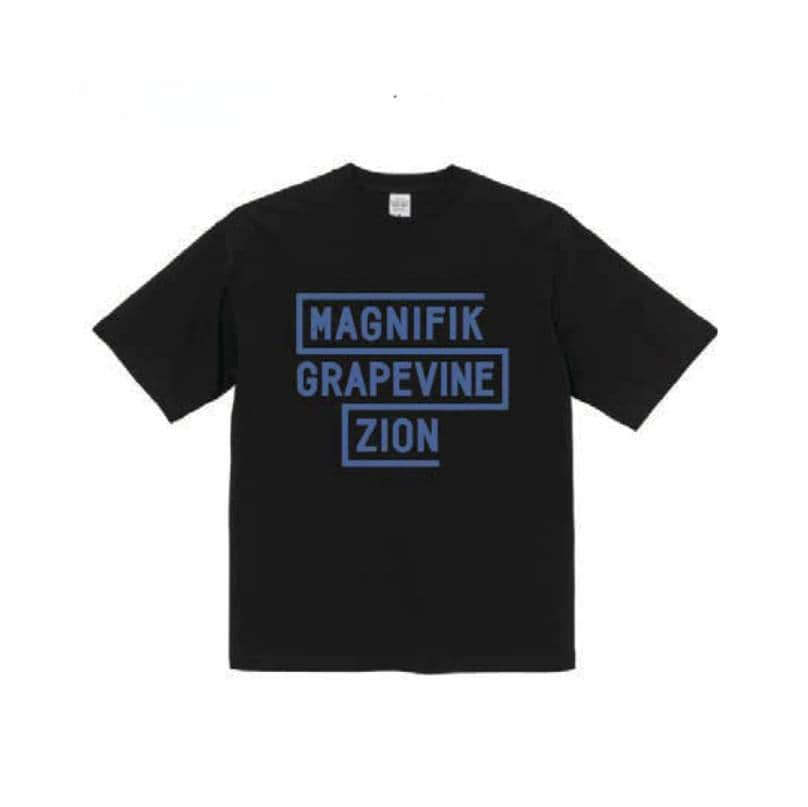 GRAPEVINEのインスタグラム：「Something Specialで販売するオフィシャル・グッズの新商品を紹介します  プリント Tシャツ 3,800JPY フロントとバックにプリント size S/M/L/XL col. ブラック  パッチマフラー ホリデーコンボ マフラーとLoss(Angels)缶バッチセット 4,600JPY col. グレー  缶バッチアソートA - 実はもう熟れ / Ub(You bet on it ) / Goodbye,Annie 缶バッチアソートB - Ophelia / Almost there / SEX 缶バッチアソートC - Ready to get started? / アマテラス / 雀の子 缶バッチアソートD - それは永遠 / 停電の夜 / The Long Bright Dark お買い上げの方に先着でLoss(Angels)缶バッチを差し上げます 1,300JPY   オーバーサイズフーディー 8,500JPY フロッキープリント size M/L/XL  先行販売を行います クレジットカード、電子マネー、バーコード決済使用可能   #GRAPEVINE #almostthere #LossAngels #zion #ziontheband #somethingspecial」