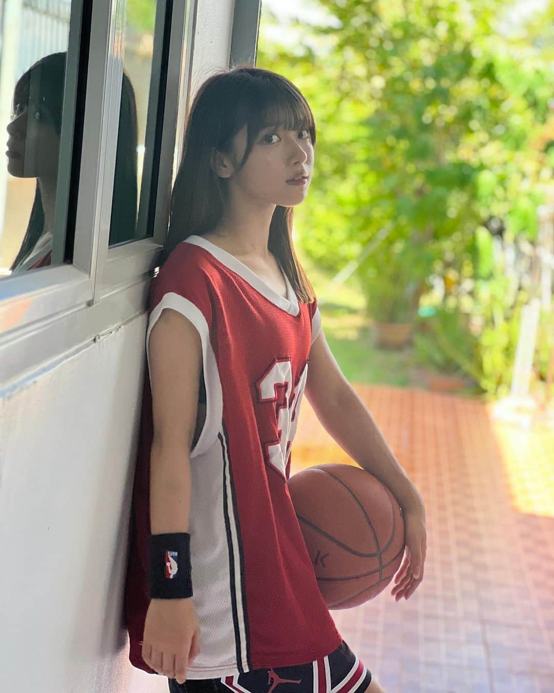 marupiさんのインスタグラム写真 - (marupiInstagram)「撮影オフショット🏀 バスケが好きなことが広まっていて嬉しいなあ、、、」12月5日 19時21分 - marupi_8989